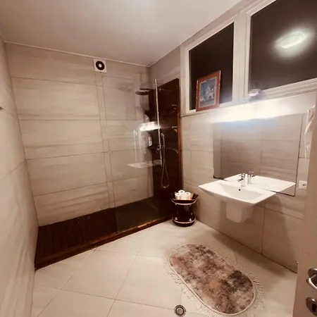Privacy Eco Of 2023 @ Teg Hill * Tirana